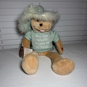 Chantilly Lane Singing Pearl’s Wisdom Bear “That’s What Friends Are For” Tested